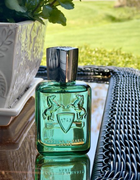 Greenley Parfums de Marly للجنسين