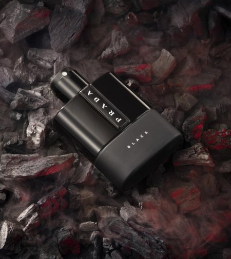 Luna Rossa Black Prada للرجال